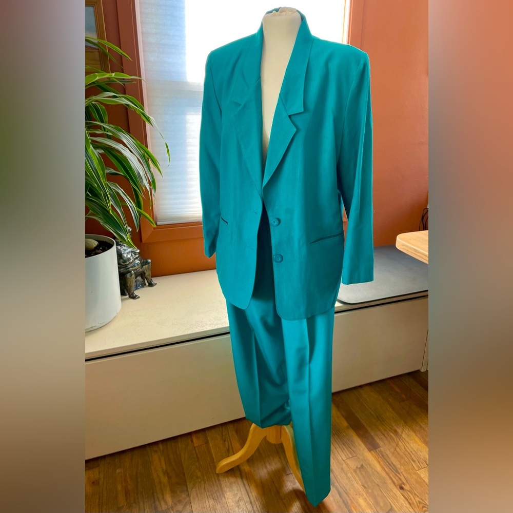 Vintage Alfred Dunner 3 Piece Linen Teal Woman’s Pant and Skirt Linen Suit